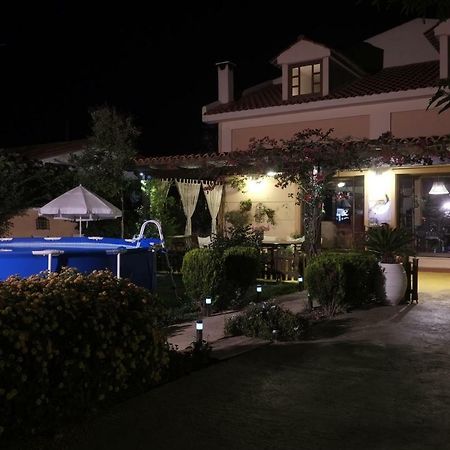 Rafina Great Feeling Villa 外观 照片