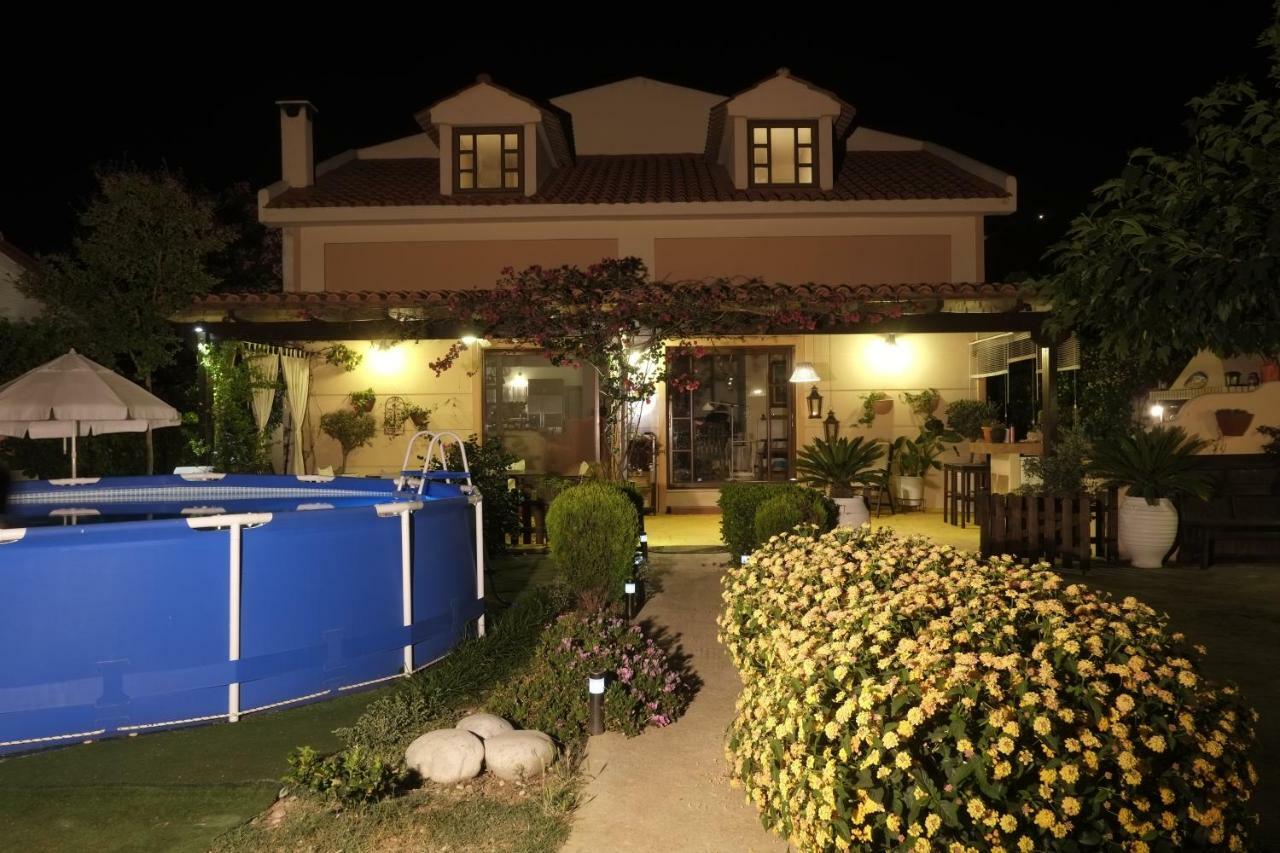 Rafina Great Feeling Villa 外观 照片
