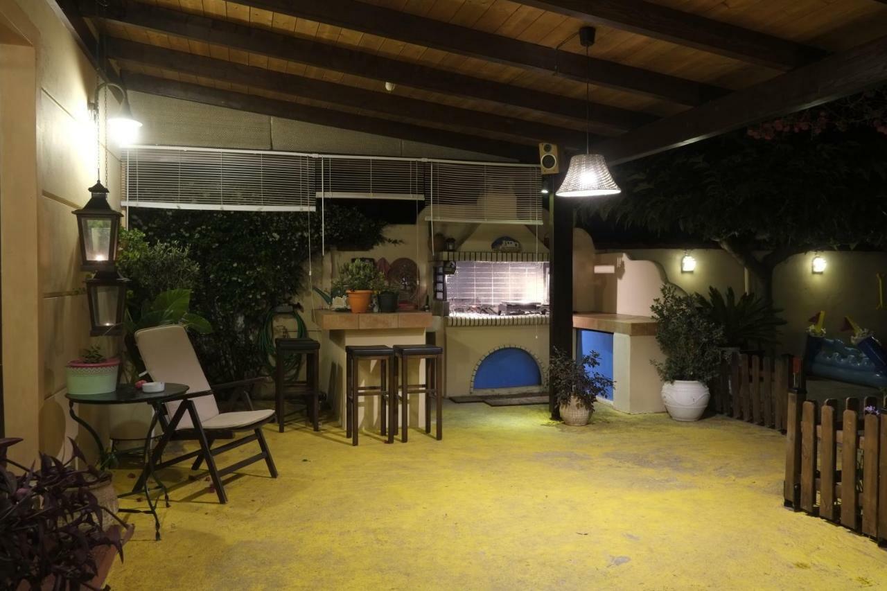 Rafina Great Feeling Villa 外观 照片